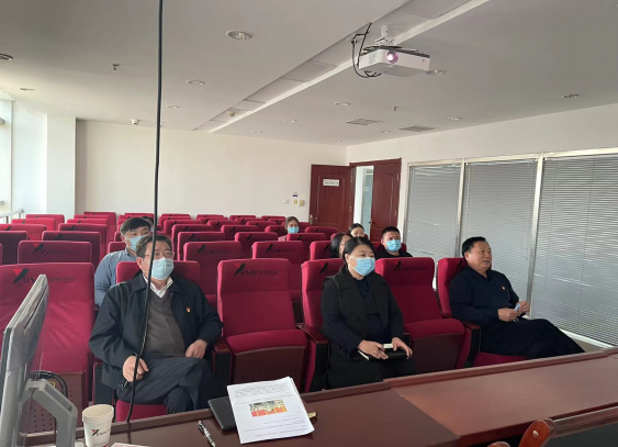 關(guān)于收看“高舉偉大旗幟、牢記領(lǐng)袖囑托、做到‘兩個確?！钊雽W習貫徹省第十一次黨代會精神集中宣講視頻”的活動簡報